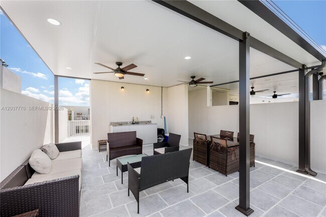 Building Photo - 25657 SW 144th Ave
