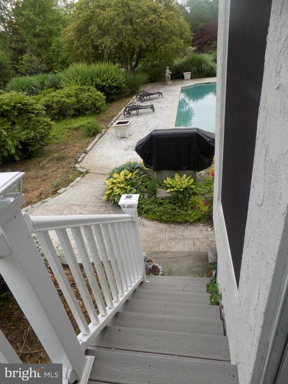 Building Photo - 313 Glenville Rd