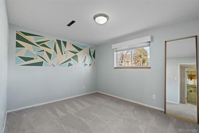 Building Photo - 1438 Laurette Dr