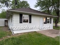 Building Photo - 1500 N 13th St
