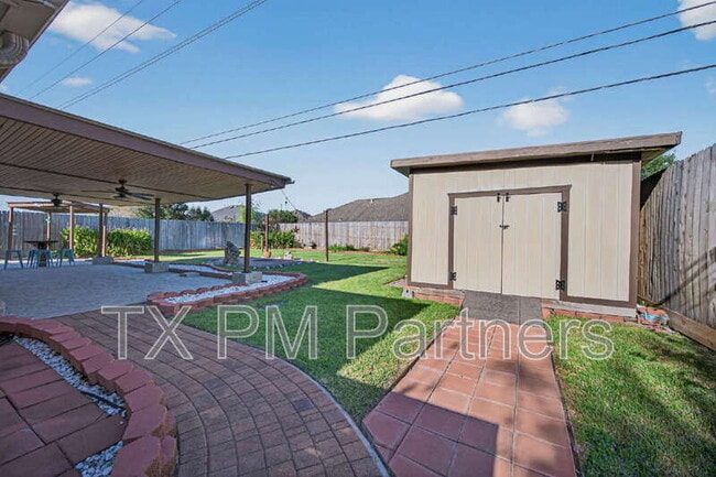 Building Photo - 23410 Stratsborough Dr