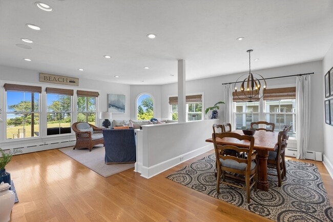 Building Photo - 15 Sheldon Rd