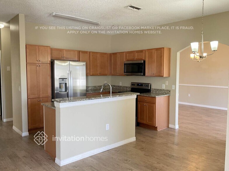 Building Photo - 467 Tamarind Parke Ln