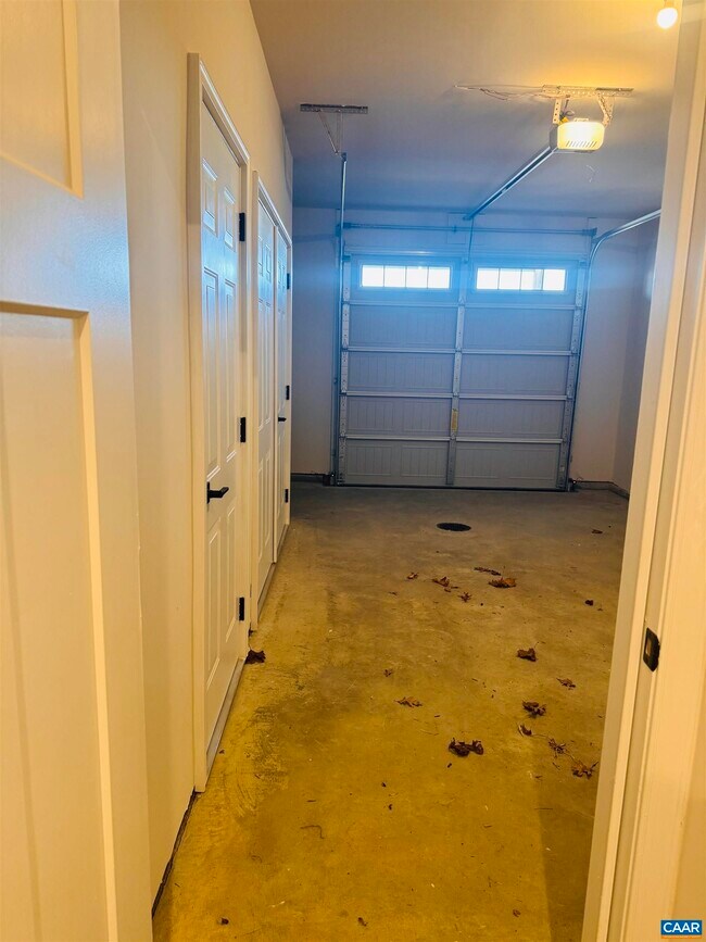 Building Photo - 2225 Woodburn Rd