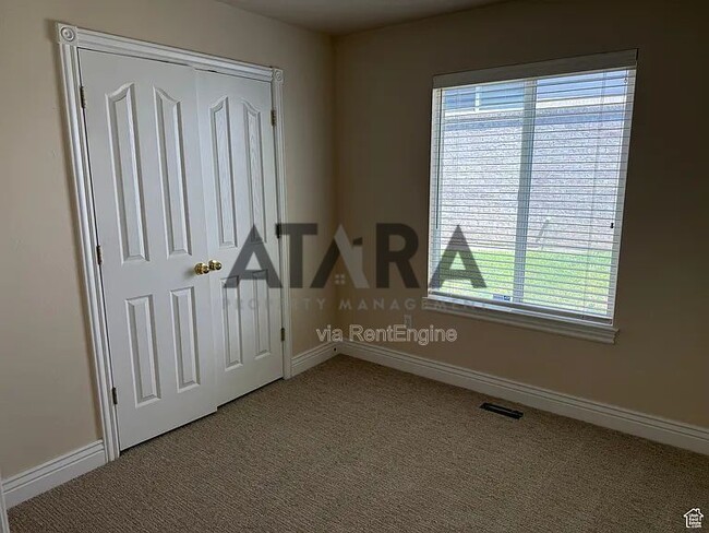 Building Photo - 941 Fremont Rd