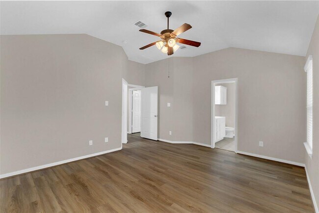 Building Photo - 10143 Rose Willow Ln