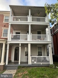 Building Photo - 129 W Miner St