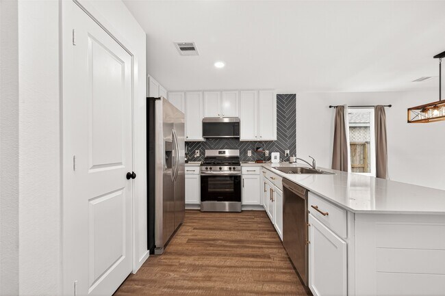 Building Photo - 18634 Scopello Dr