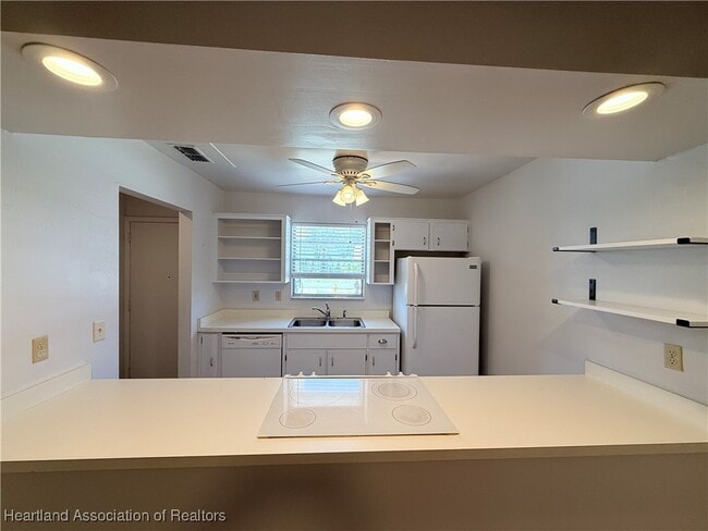 Building Photo - 4802 Granada Blvd
