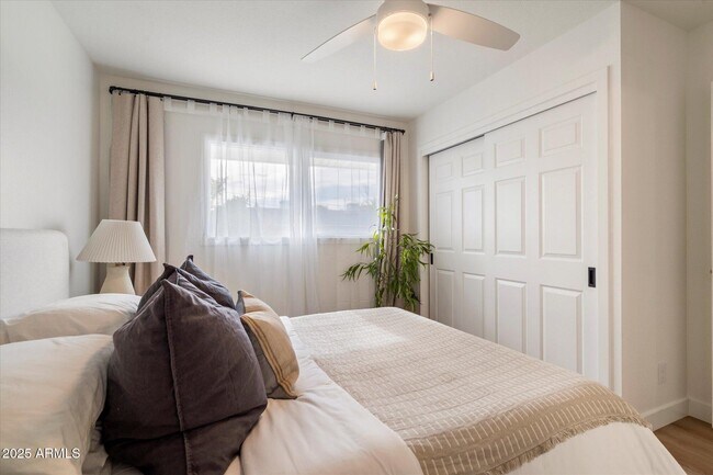 Building Photo - 8447 E Montebello Ave