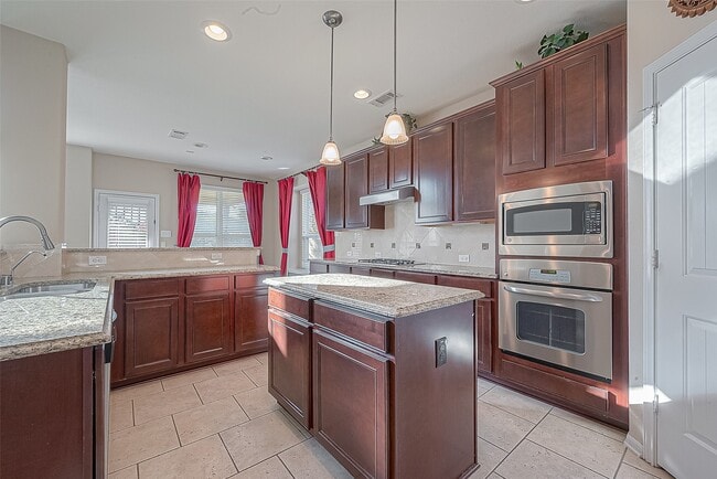 Building Photo - 7530 Newbury Trail