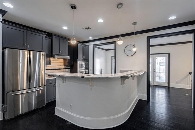 Building Photo - 2767 Durham Dr NE