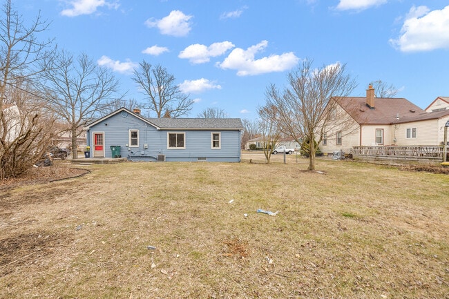 Building Photo - 3129 Prairie Ave