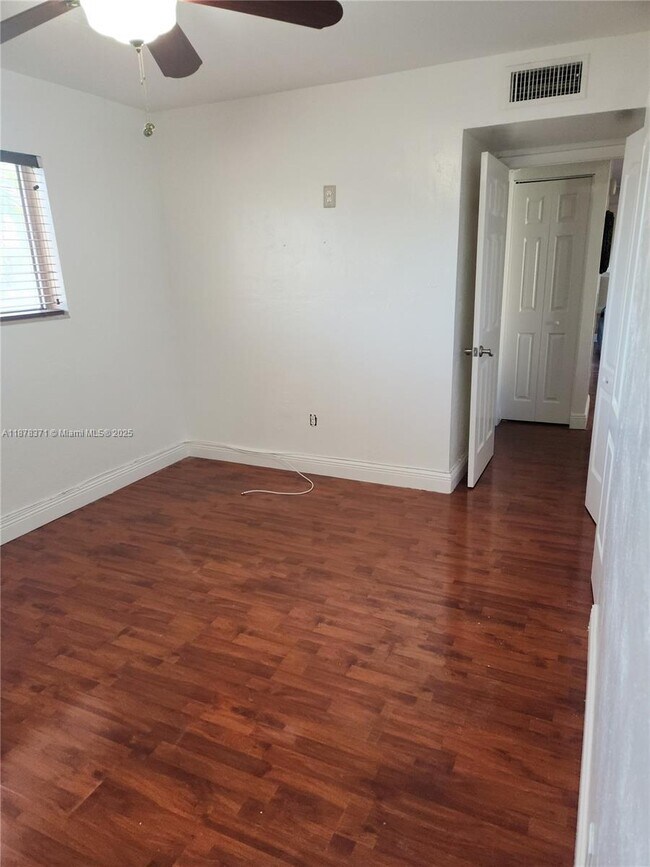 Building Photo - 8401 SW 107th Ave