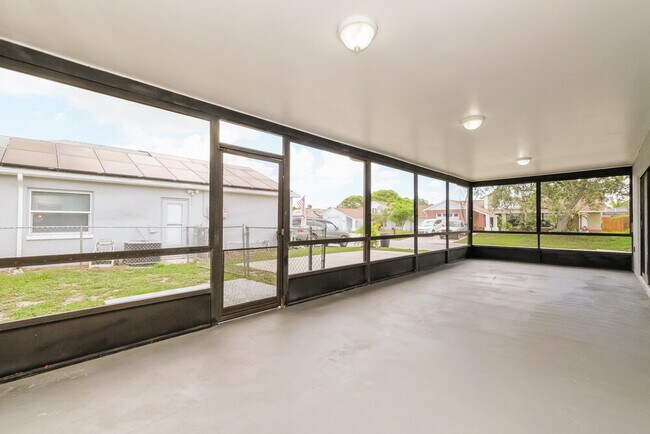 Building Photo - 7643 Limington Dr