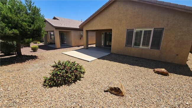 Building Photo - 3867 Paint Ct