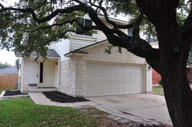 Primary Photo - 4 Bedroom 2.5 Bath in Block House Creek