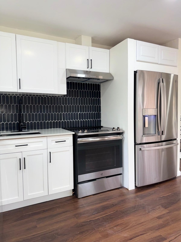 Building Photo - 320 University Blvd E