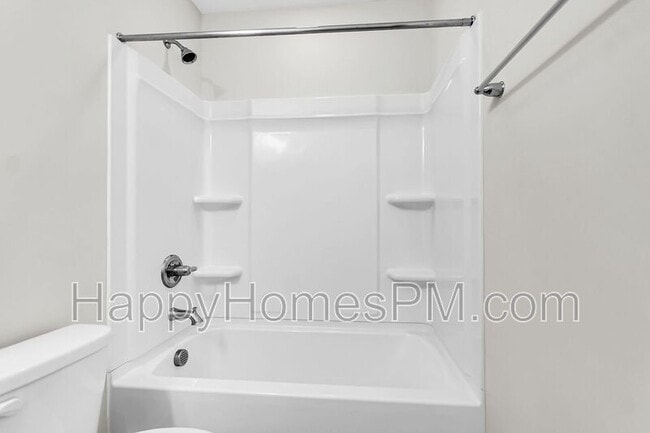 Building Photo - 1718 Emmets Rd