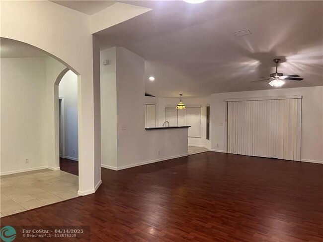 Building Photo - 3542 SW Margela St
