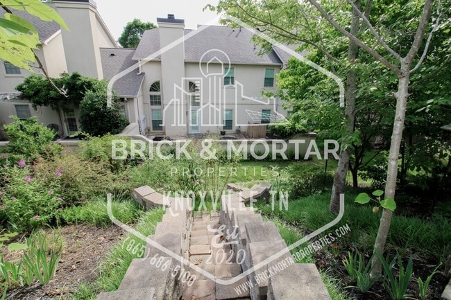 Building Photo - 613 Chapel Point Ln