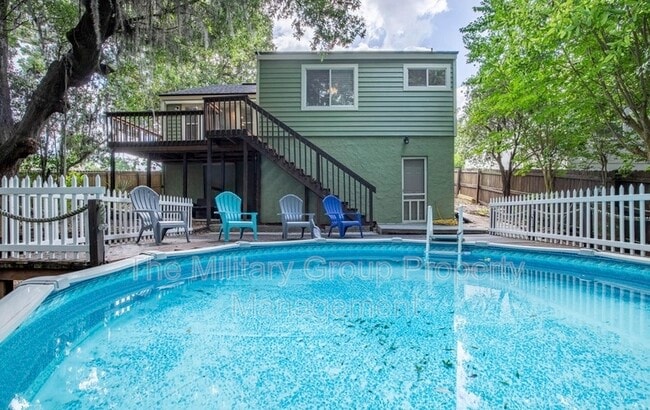 Building Photo - 3390 Millcrest Pl