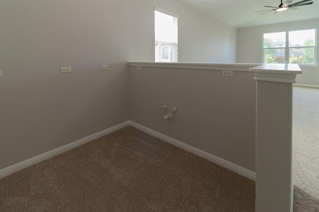 Building Photo - 2102 Monticello Ct