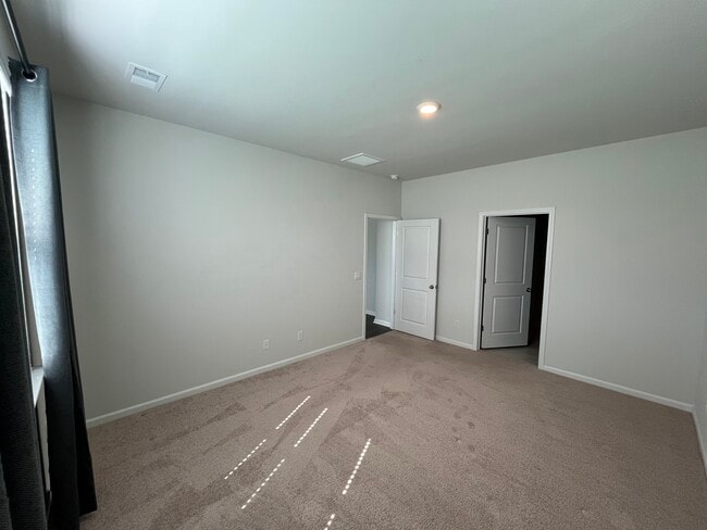 Building Photo - 108 Buttermere Wy