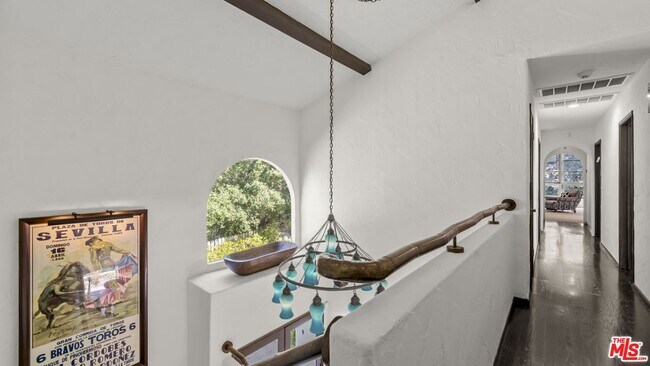 Building Photo - 11662 Duque Dr