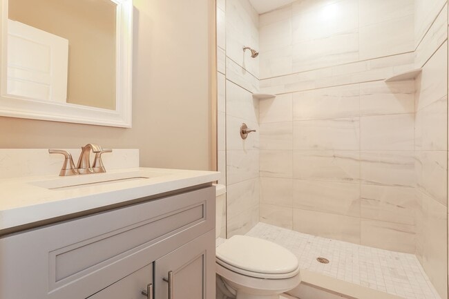 Building Photo - 1433 S Fallon St