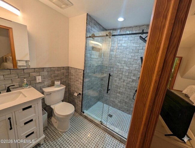 Building Photo - 2400 Oceanfront