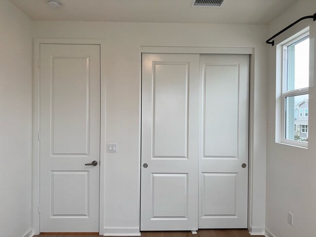 Building Photo - 303 Capistrano Dr