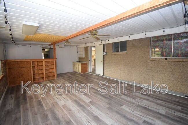 Building Photo - 3215 S 4400 W