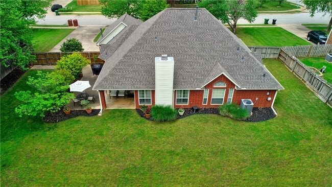 Building Photo - 5408 W Redbud St