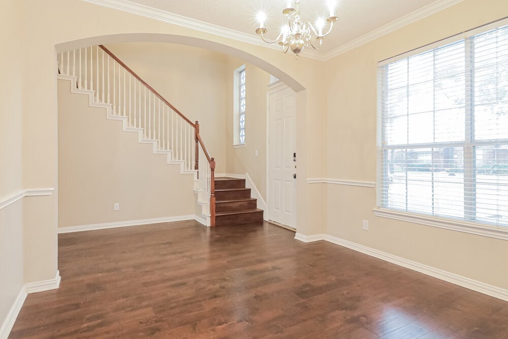 Building Photo - 1619 Marble Falls Dr