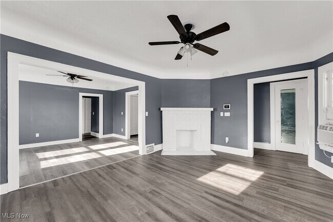 Building Photo - 430 E 149th St