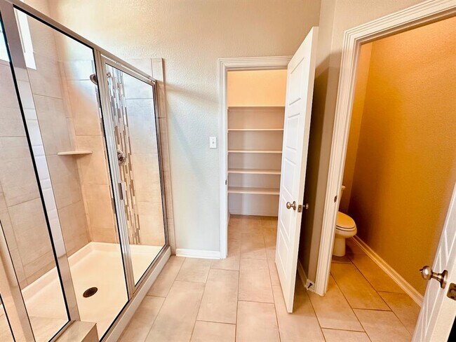 Building Photo - 18102 Pomelo Ln