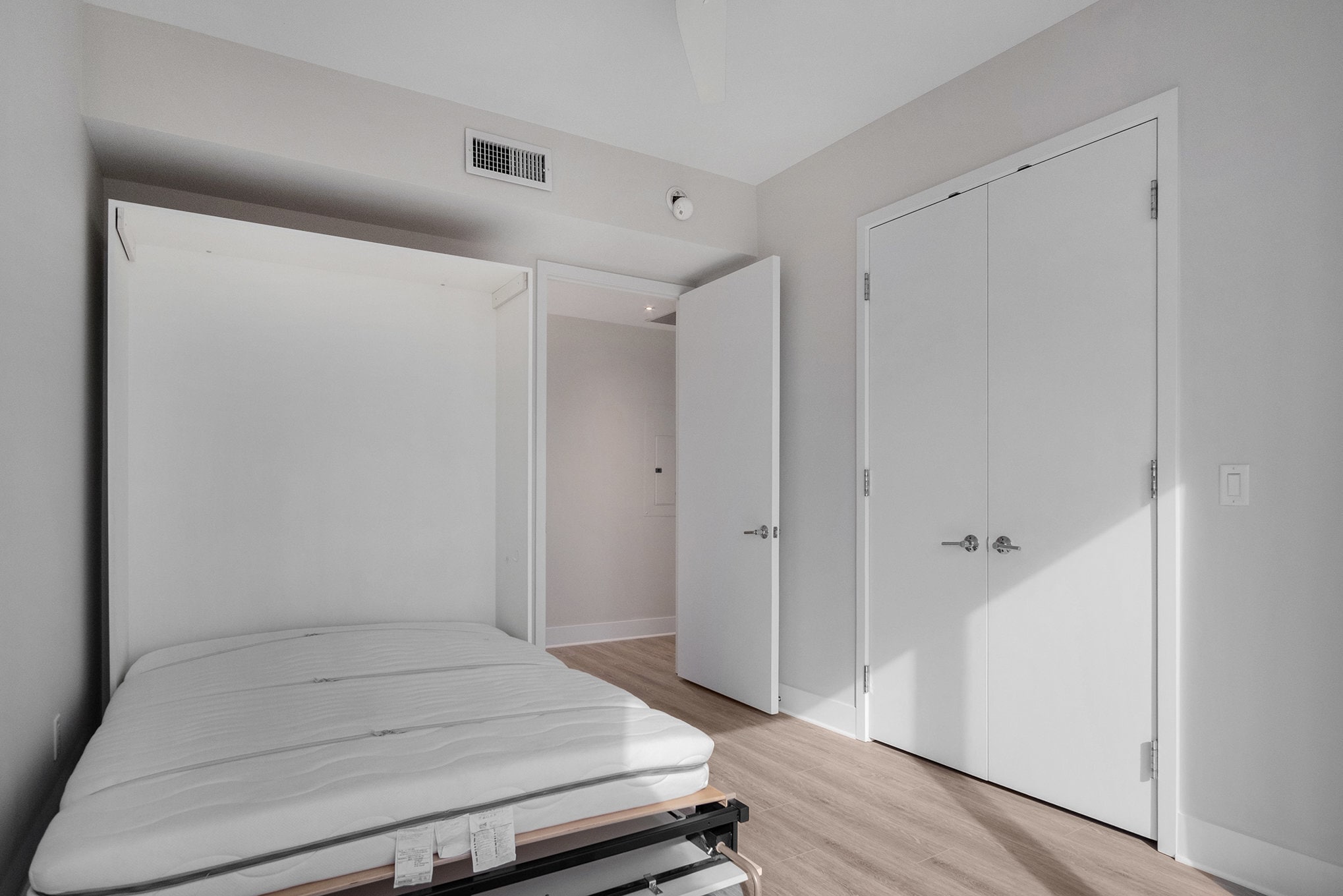 Building Photo - 335 Bridge St NW