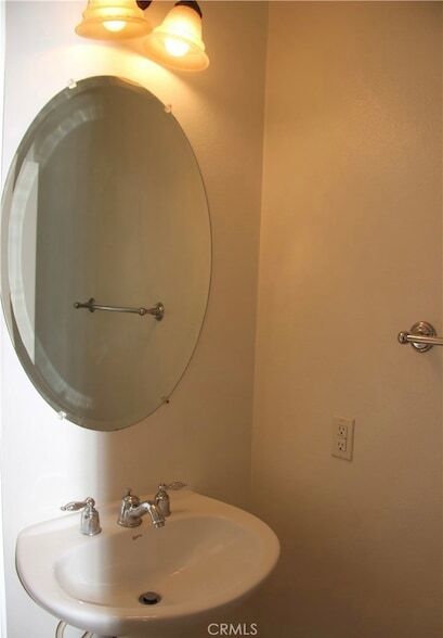 Building Photo - 12259 Chantrelle Dr