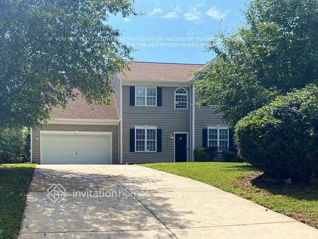 Building Photo - 8006 Glamorgan Ln