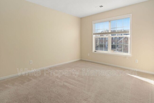 Building Photo - 12507 Provincetowne Dr