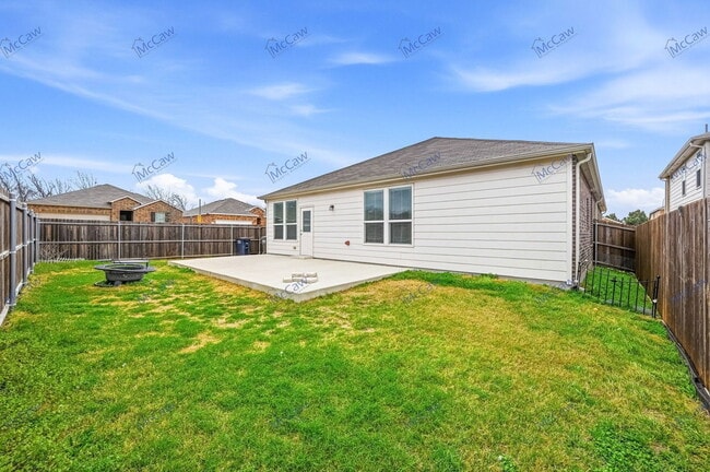 Building Photo - 2365 Bernese Ln