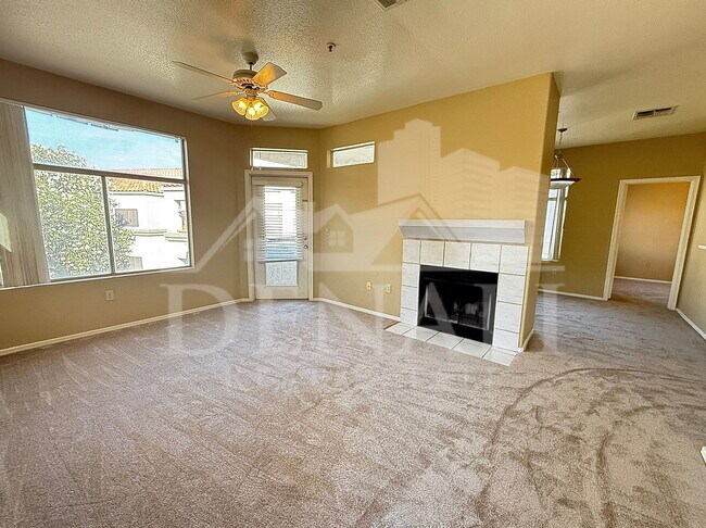 Building Photo - 11375 E Sahuaro Dr