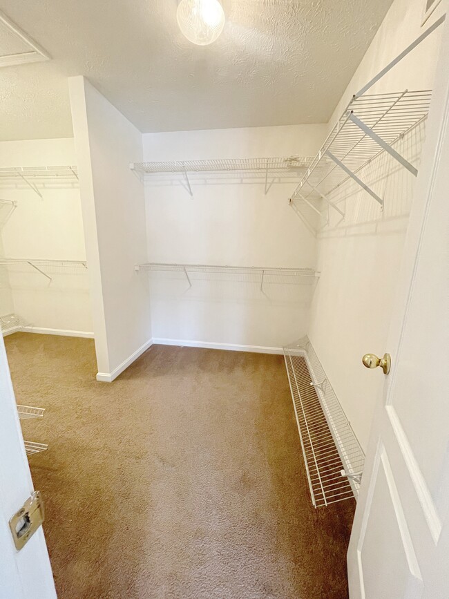 Building Photo - 2776 Bismark St