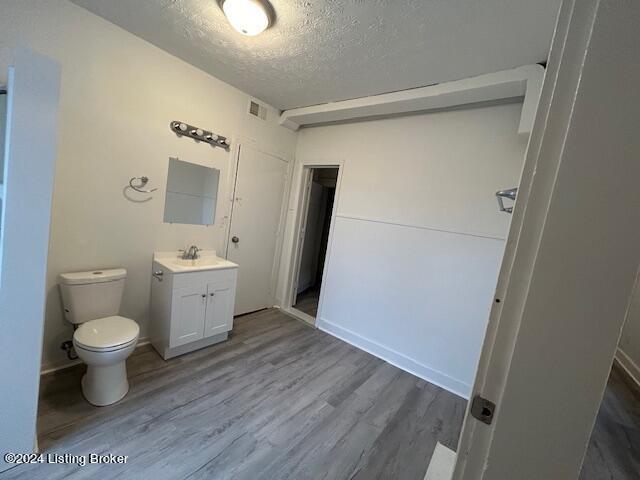 Building Photo - 1144 E Kentucky St