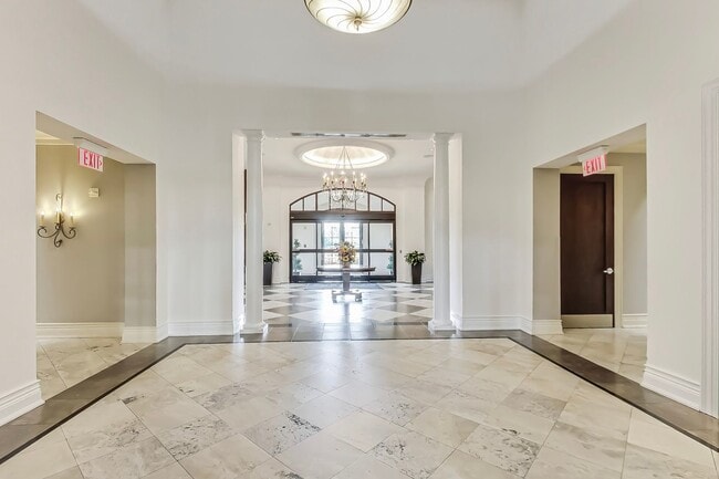 Building Photo - Luxury 2BD/2BA in The Gallery - Across from PIKE & ROSE + White Flint Metro