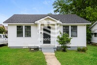 Building Photo - 1801 Vance St