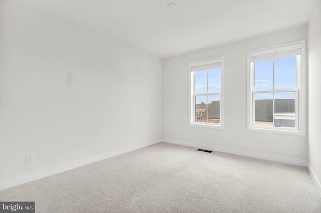 Building Photo - 21807 Croxley Ter