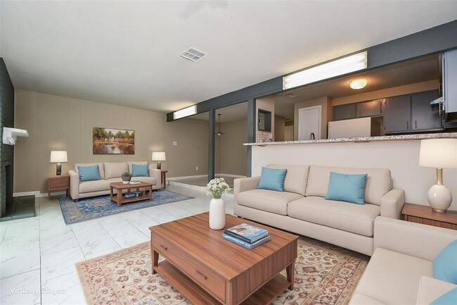 Building Photo - 12569 Wellington Park Dr