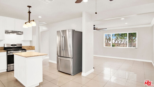 Building Photo - 428 S Meridian Ave